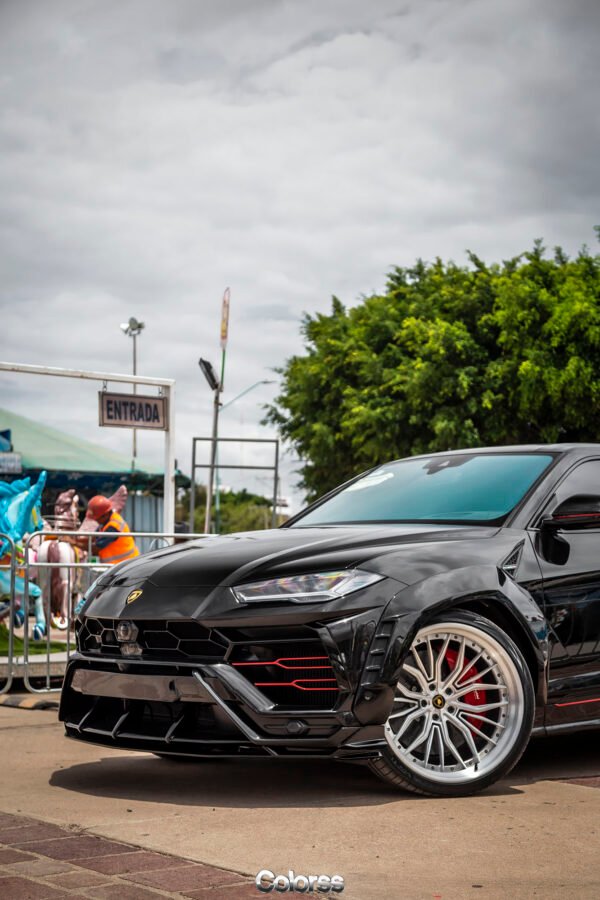 Lamborghini Urus Wide Body